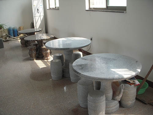 新疆芝麻灰 石桌石凳